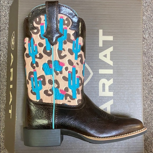 Ariat Women’s Round Up Willow NIB - Picture 3 of 4
